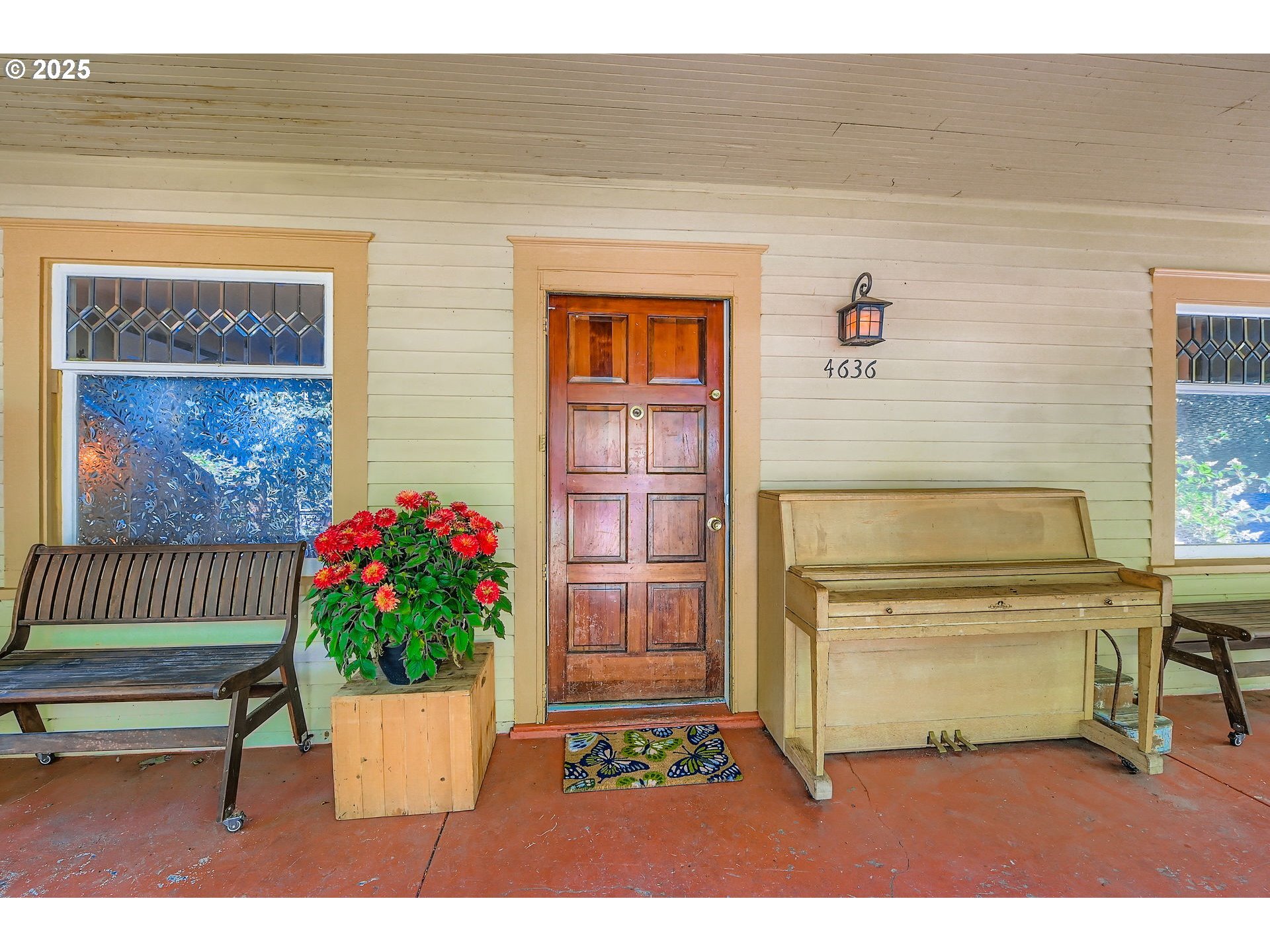 Property Photo:  4636 NE 95th Ave  OR 97220 