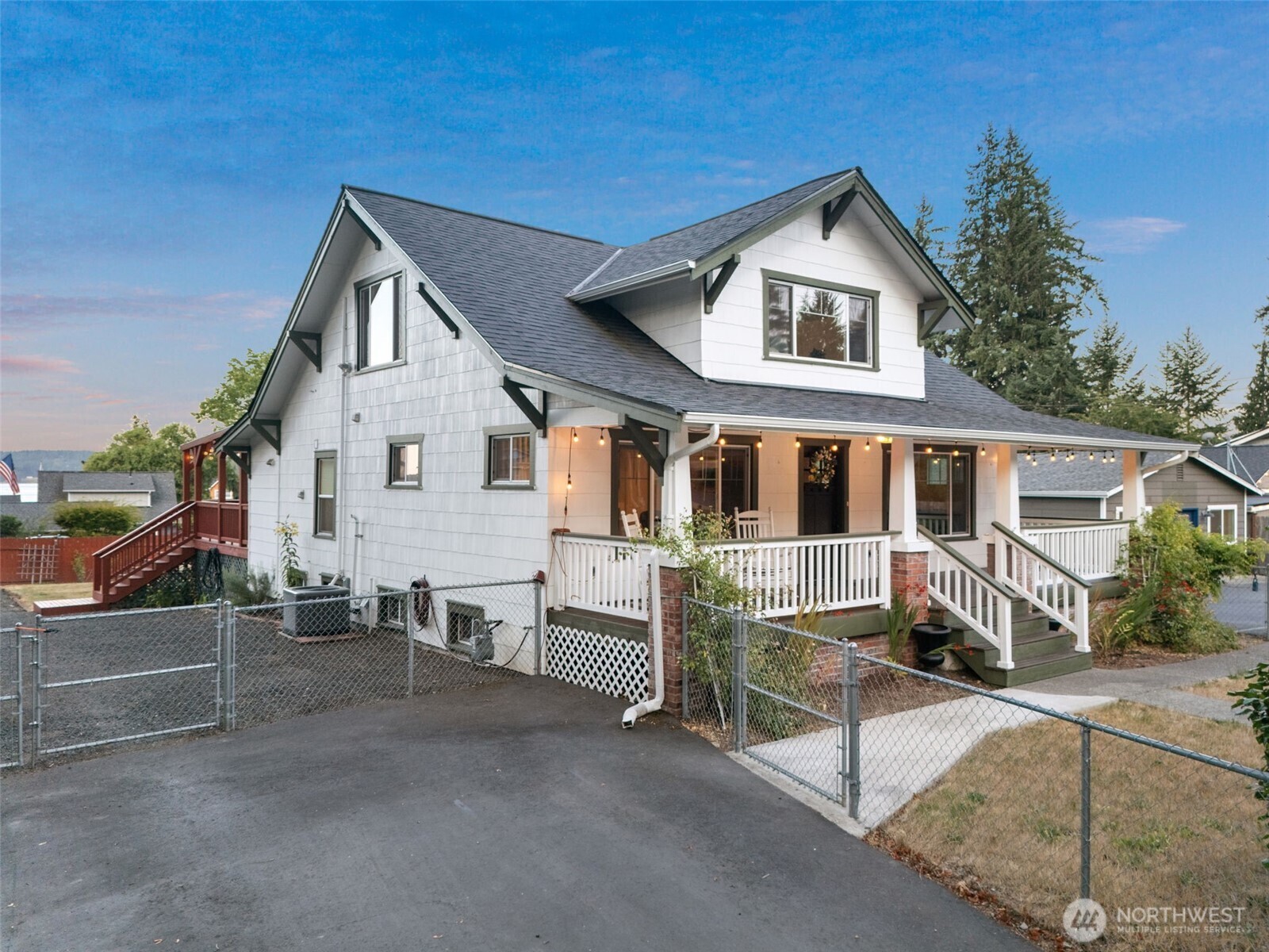 5026  Chico Way  NW  Bremerton WA 98312 photo