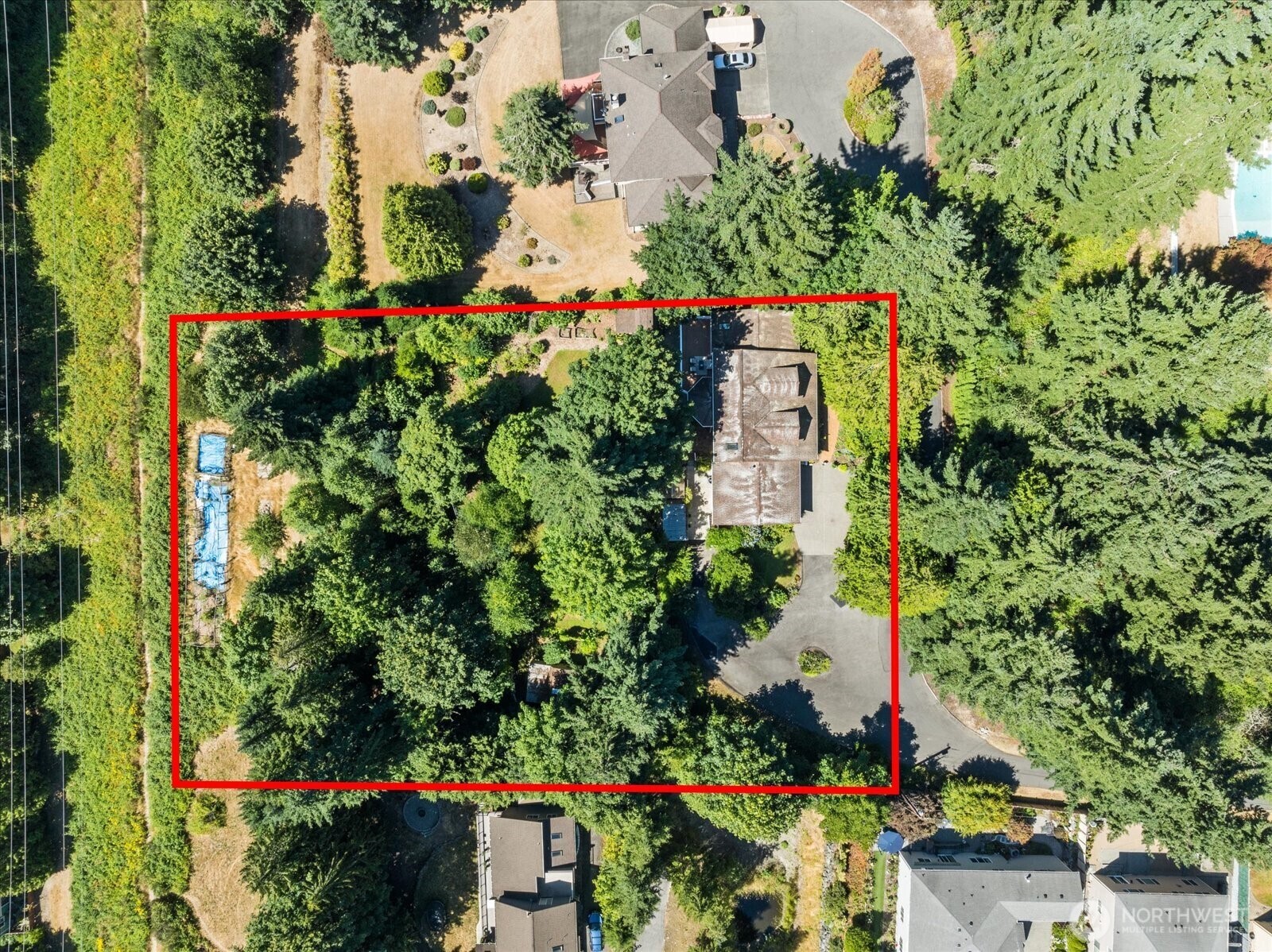 Property Photo: 23832 45th Avenue SE WA 98021