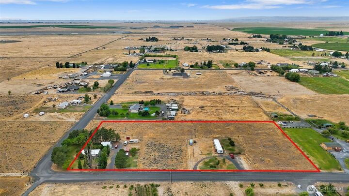 Property Photo: 9630 Rd. H.8 NE WA 98837