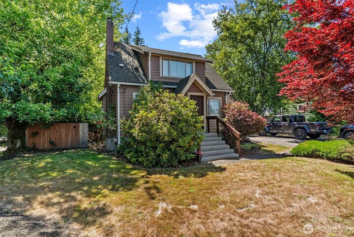 Property Photo:  3301  Columbia Heights Road  WA 98632 
