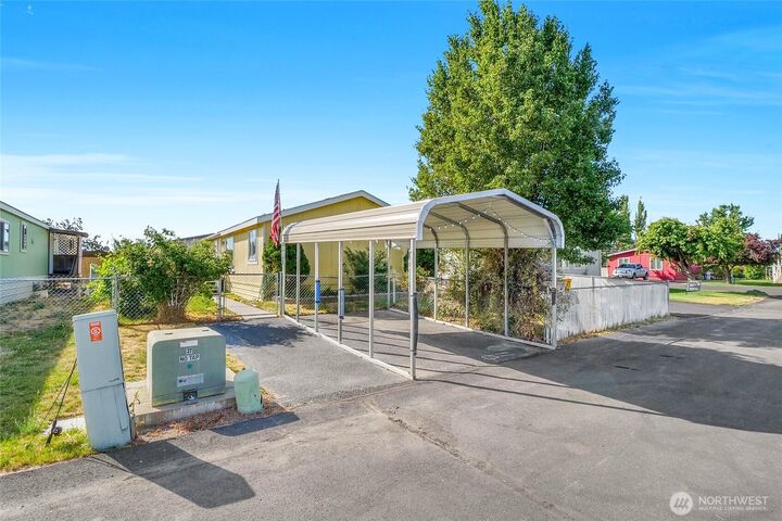 Property Photo:  3211 W Wapato Drive 56  WA 98837 