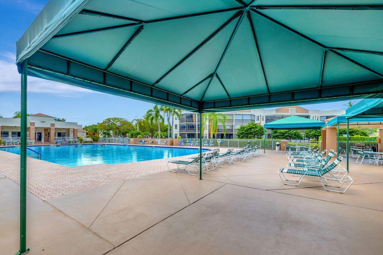 Property Photo: 7462 Fairfax Drive 305 FL 33321