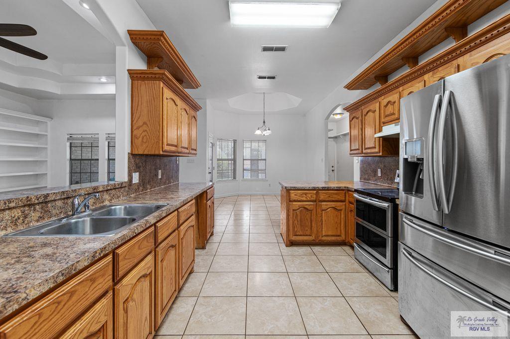 Property Photo:  330 Hunters Ridge  TX 78586 