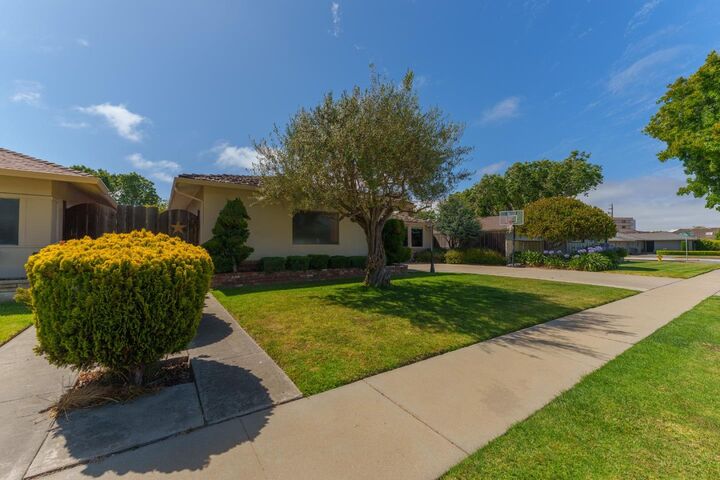 Property Photo:  1152 Los Palos Drive  CA 93901 