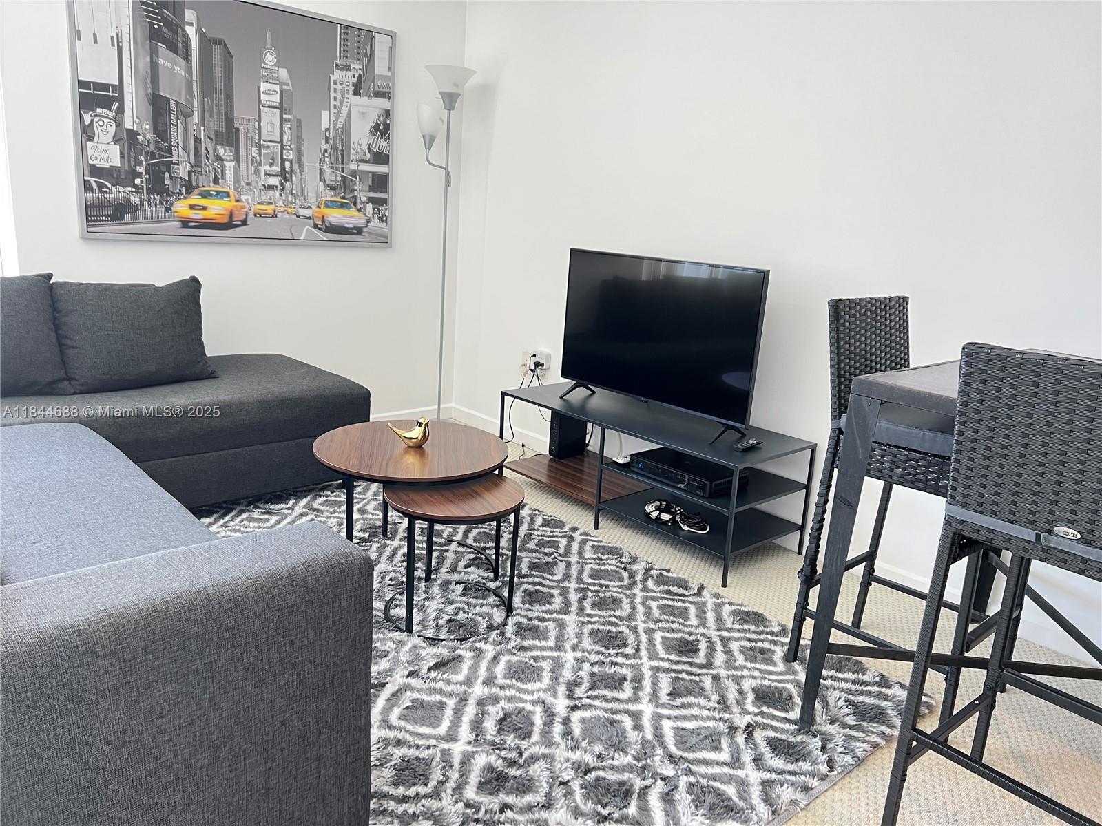 Property Photo: 50 Biscayne Blvd 3209 FL 33132