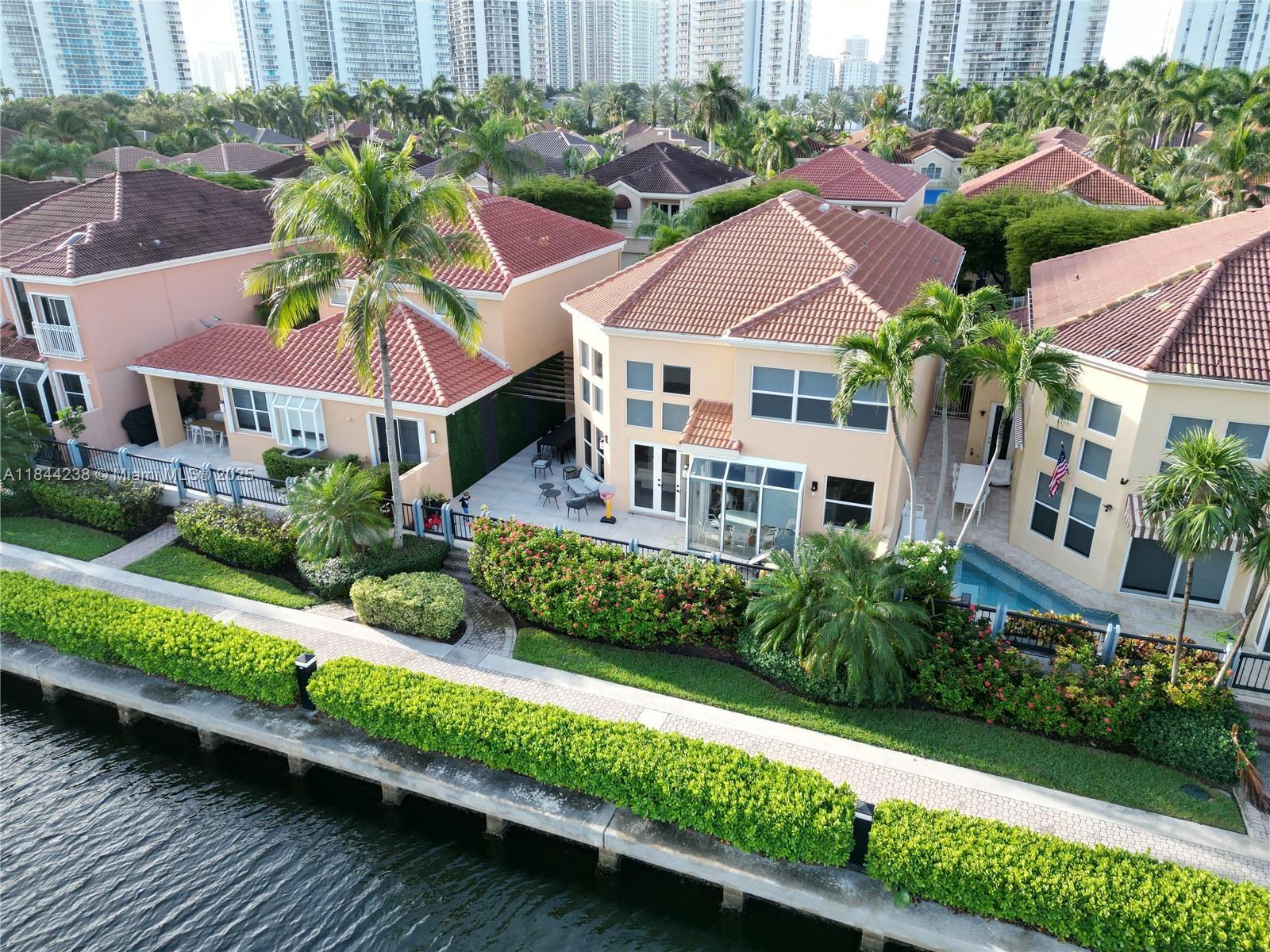 Property Photo: 3757 NE 208th Ter FL 33180