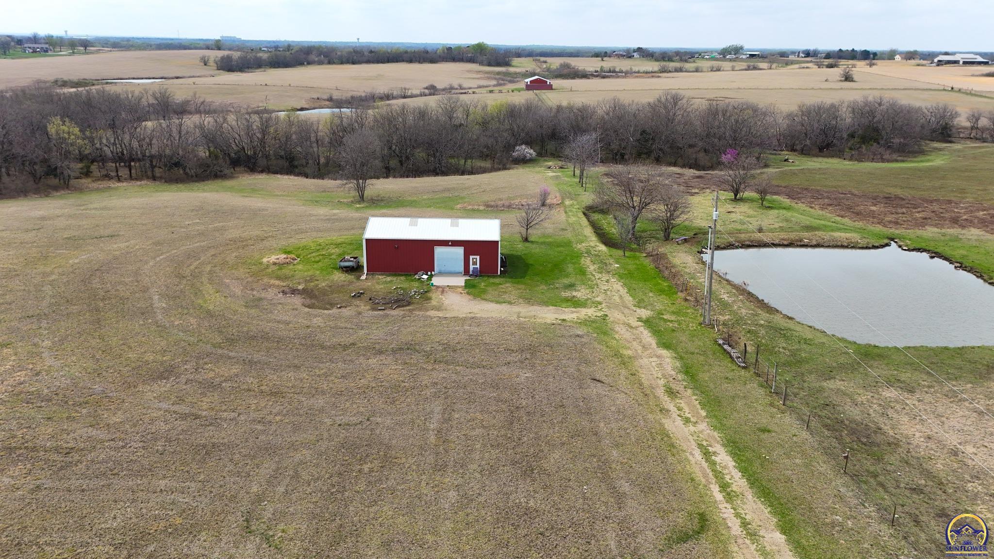 Property Photo:  1800 Road R  KS 66801 