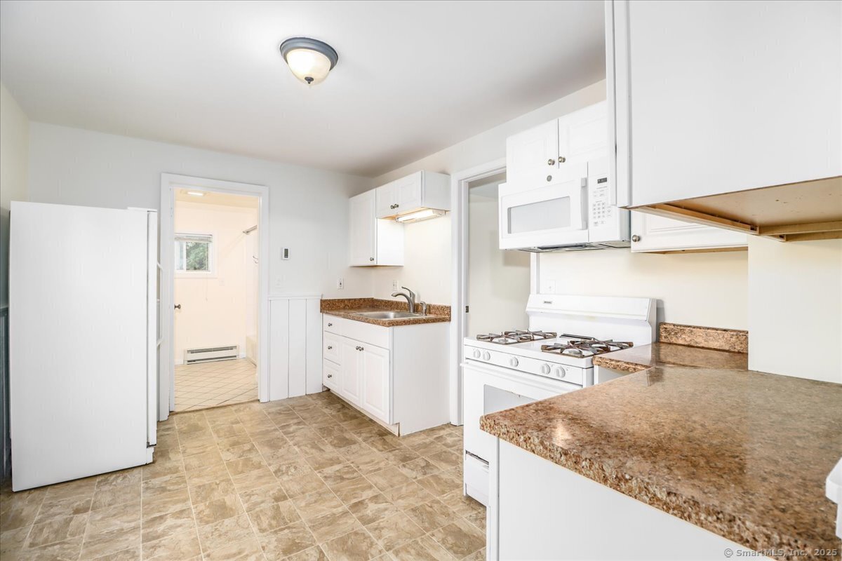 Property Photo: 4 Edgewood Street CT 06810