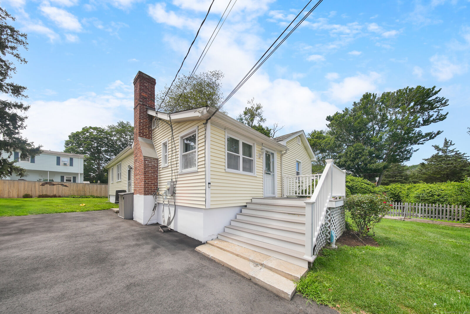 Property Photo:  23 Richelieu Street  CT 06850 