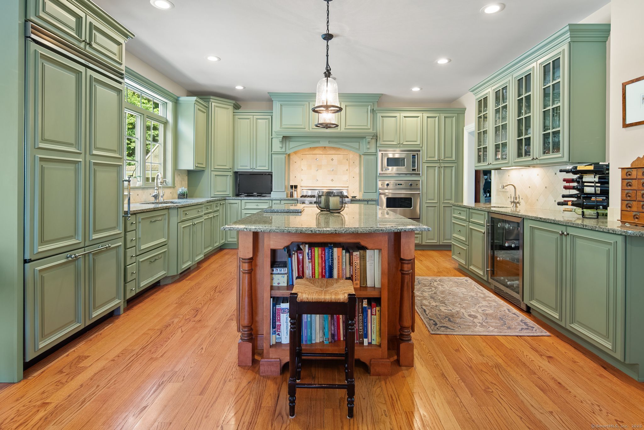 Property Photo: 33 Duffords Landing CT 06073