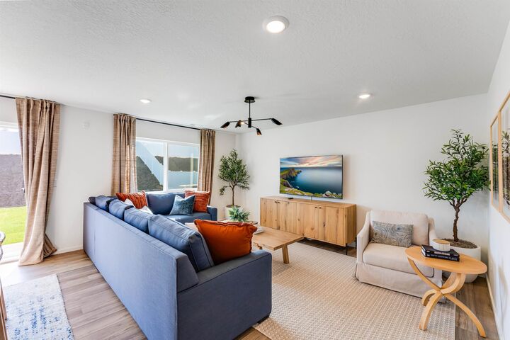 Property Photo:  10760 N Beaverhead Rd  WA 99208 