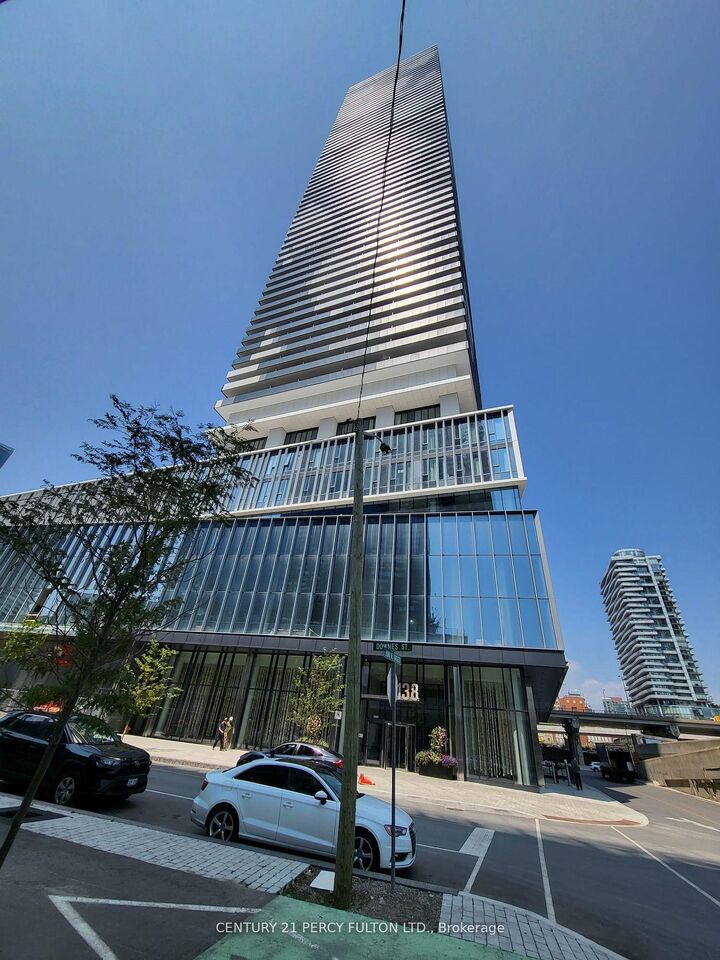 Property Photo:  138 Downes Street 5310  ON M5E 0E4 