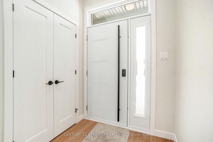 Property Photo:  75 Villeneuve Street  ON K0C 1W0 