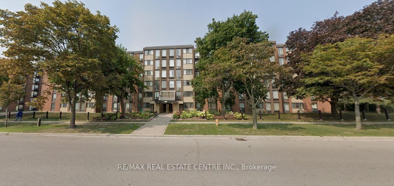 Photo de la propriété: 1540 Pickering Parkway 609 ON L1V 3V9