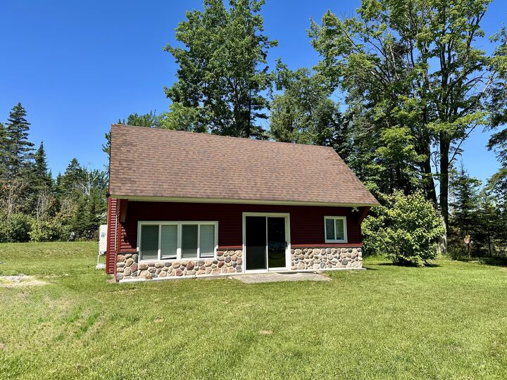 2890 US23  Cheboygan MI 49721 photo