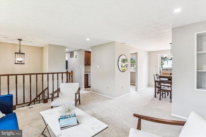 Property Photo: 7006 Bedrock Road VA 22306