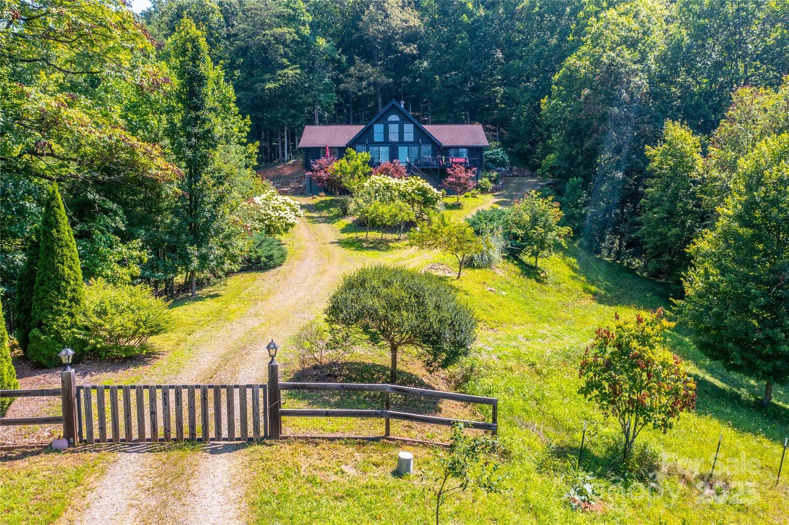 Property Photo: 81 Garnet Drive NC 28748