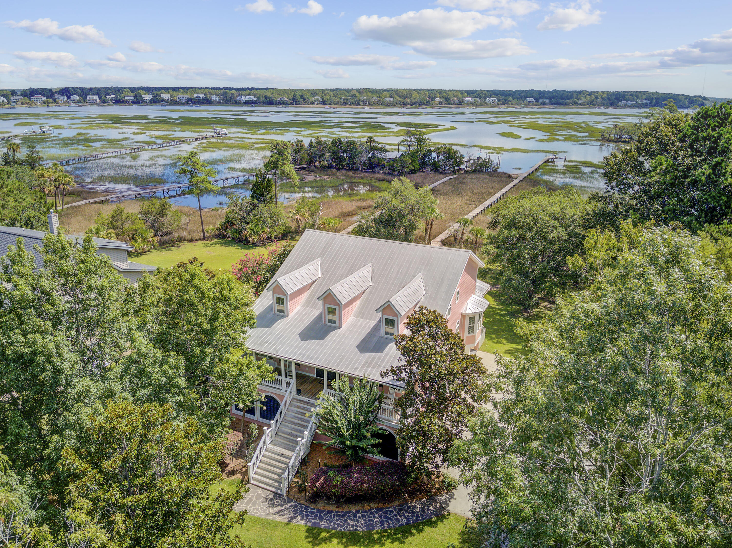 470 Commonwealth Road  Mount Pleasant SC 29466 photo
