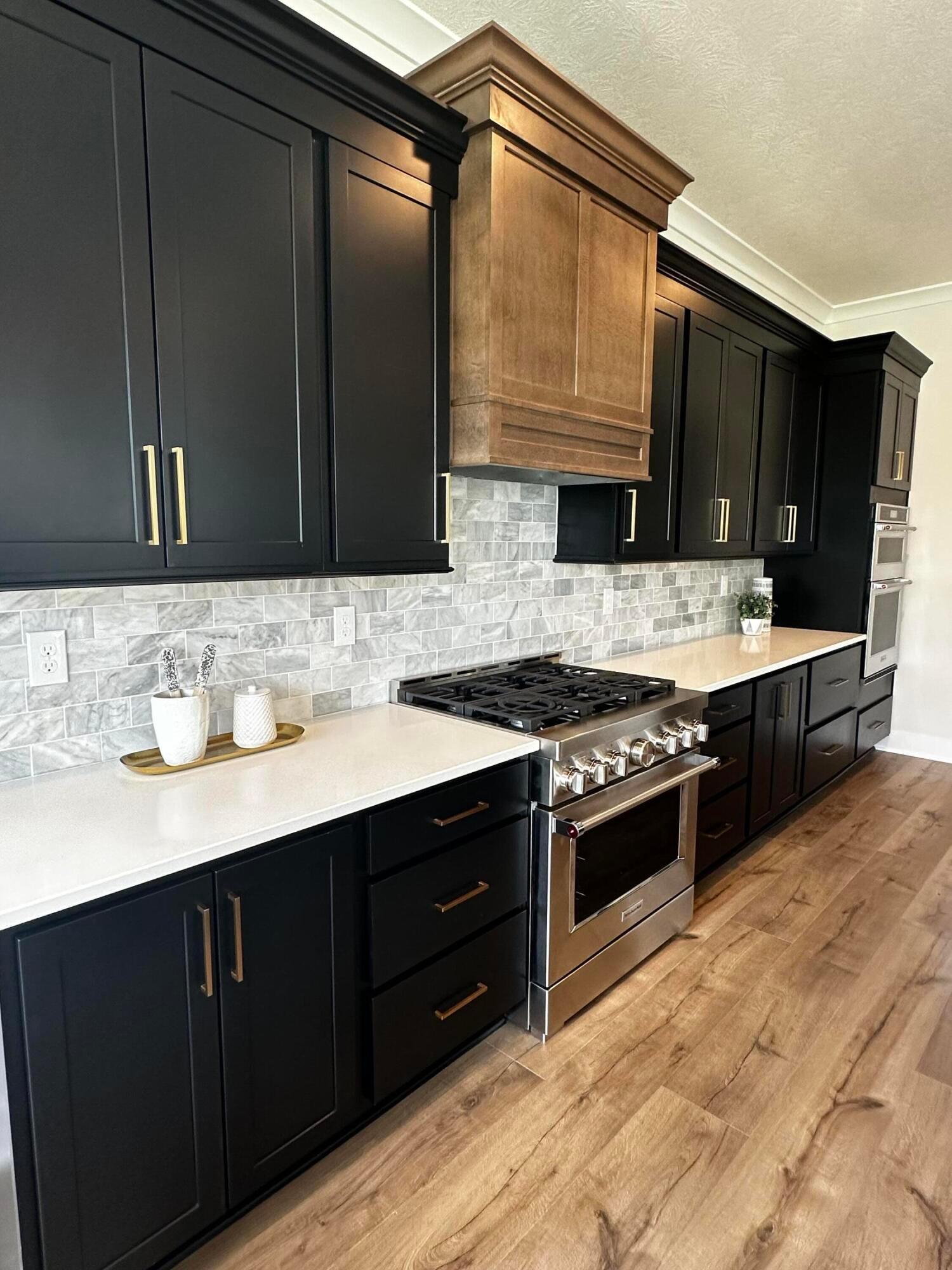 Property Photo:  3175 Briarwood Lane  OH 43035 