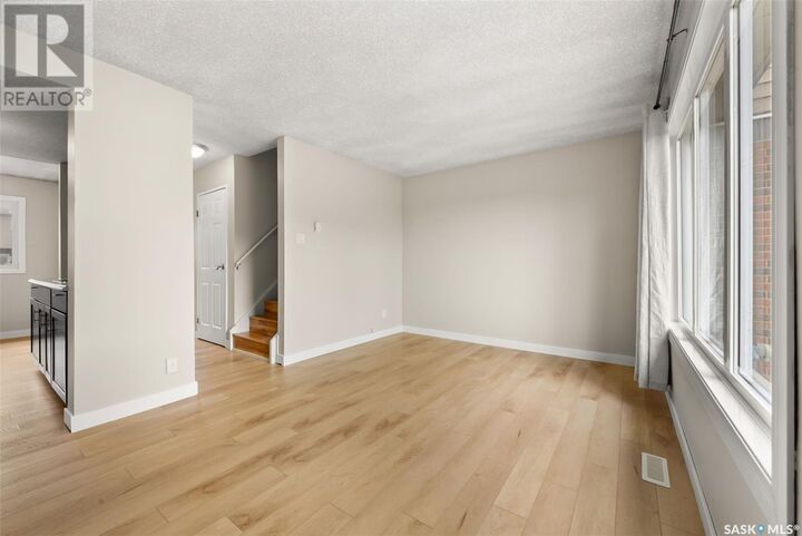 Photo de la propriété: 3814 Castle Road SK S4S 6M7