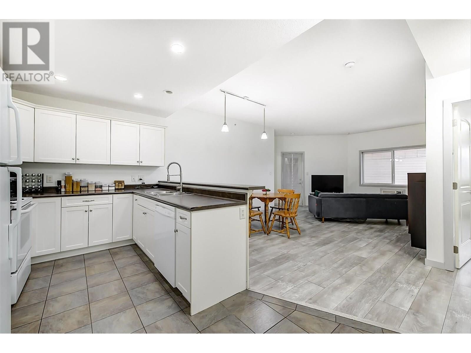 Property Photo:  345 Mills Road 305  BC V1X 4G9 