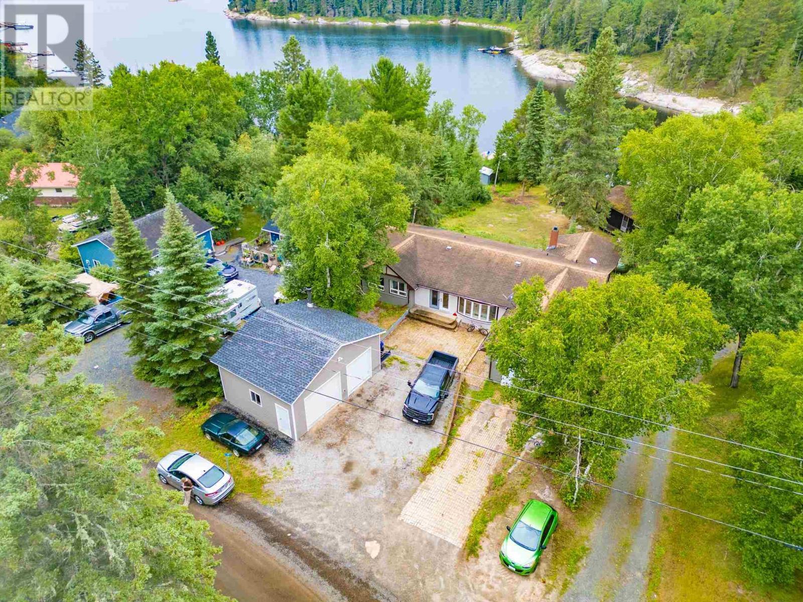 Photo de la propriété:  117 Tresoor Point Rd  ON P9N 0C3 