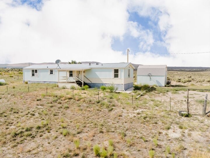 Property Photo: 10777 Teal Avenue NV 89801