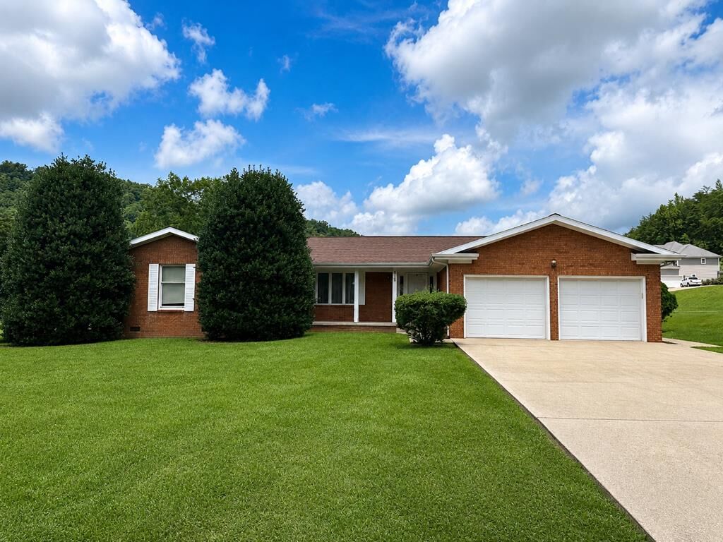 Property Photo:  515 Jasper Lane  KY 41240 