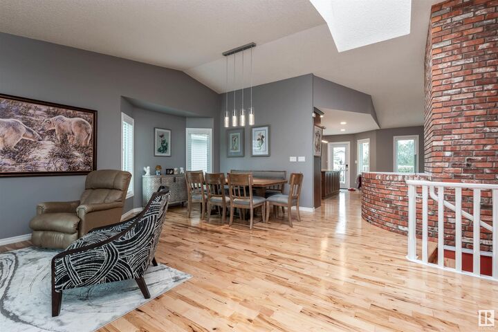 Property Photo:  8 Carmel Close  AB T8A 5B7 