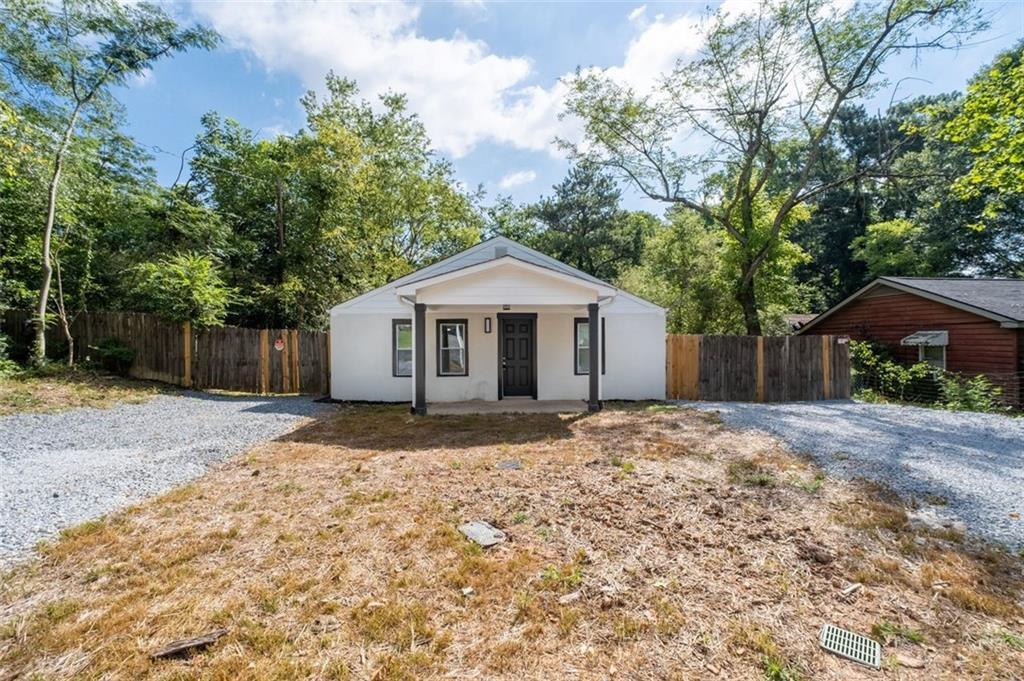 Property Photo: 5304 Groovers Landing Road SE GA 30101