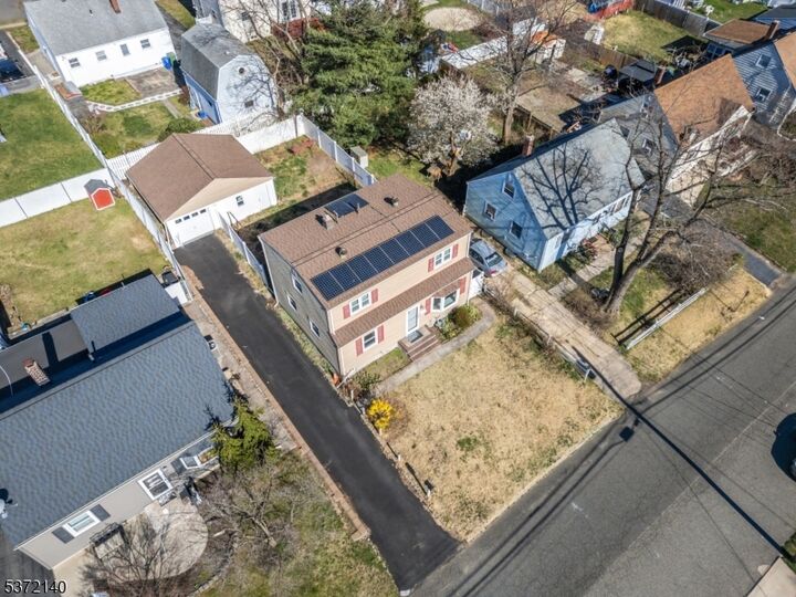 Property Photo:  48 Buchanan Ave  NJ 08859 