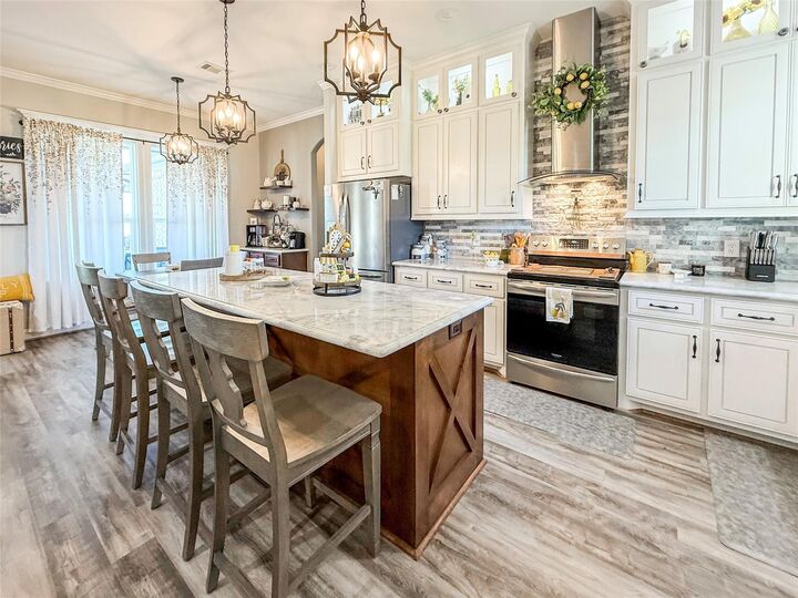 Property Photo:  1231 Appaloosa Circle  TX 77515 