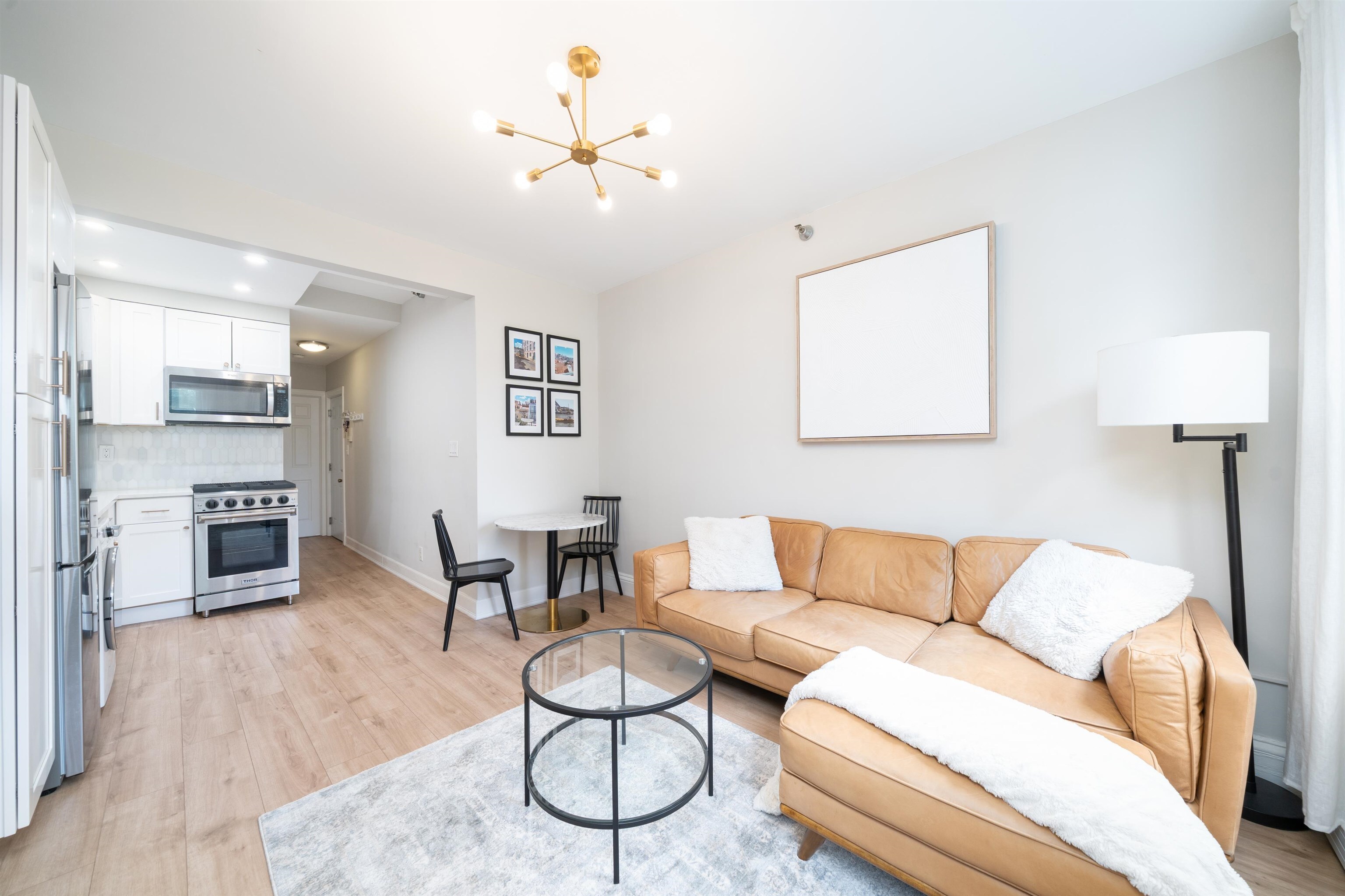 Property Photo: 466 Monmouth St 2L NJ 07302