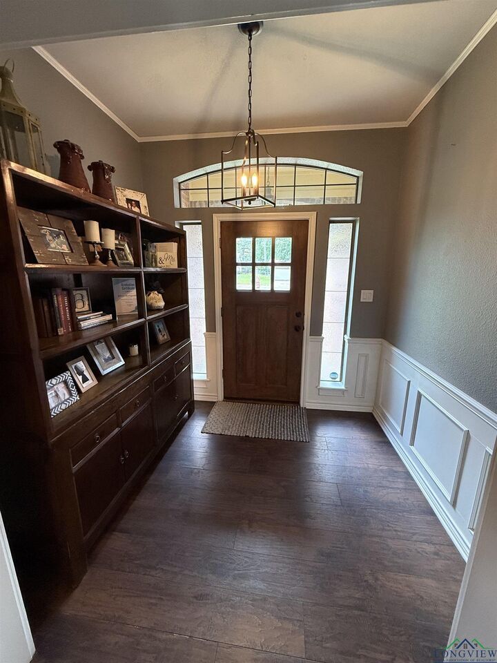 Property Photo:  3207 McDonald Rd  TX 75701 