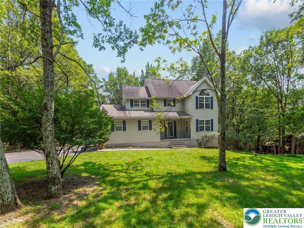Property Photo: 1405 Grand Mesa Drive PA 18330
