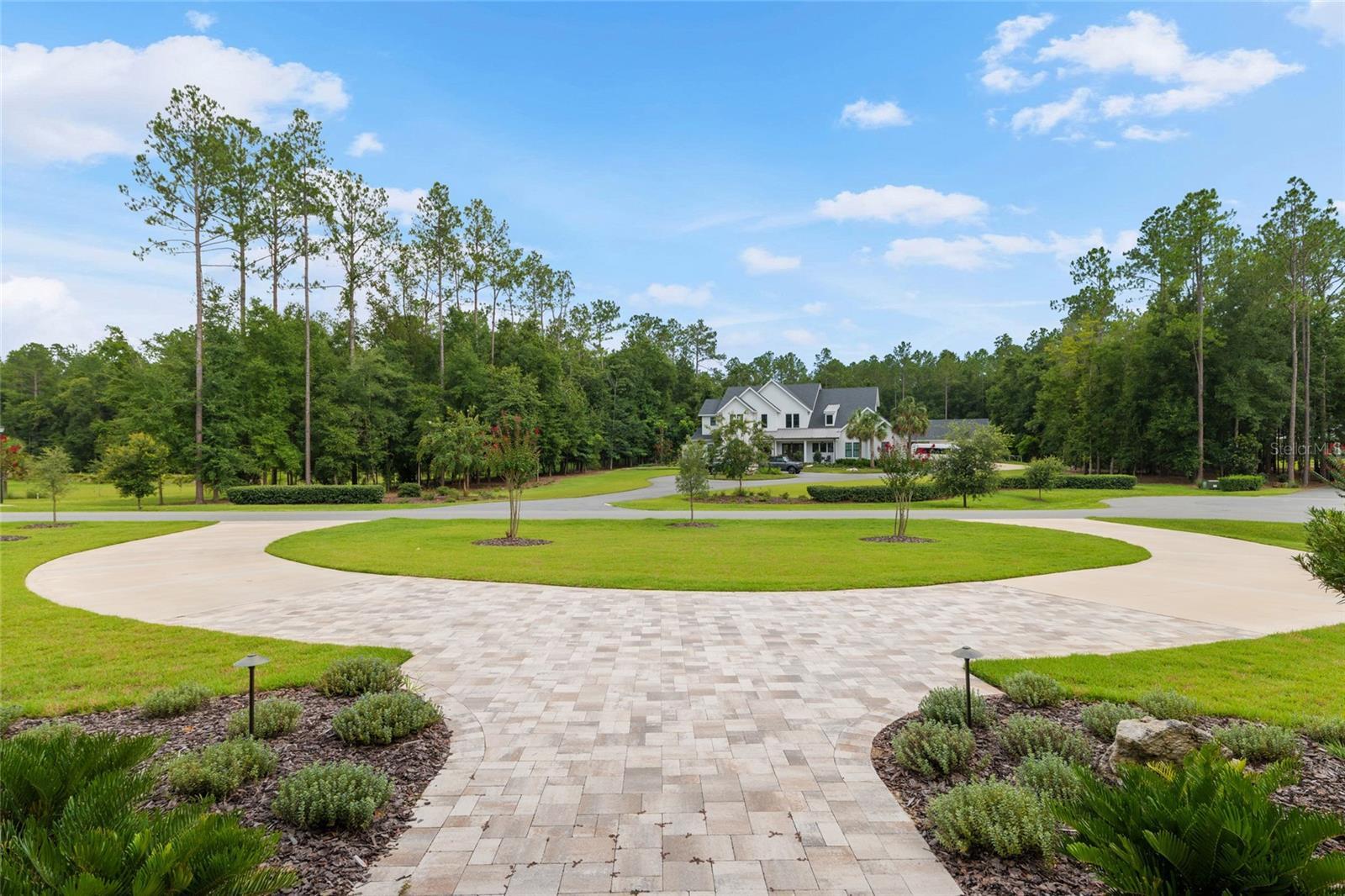 Property Photo: 12754 SW 16th Lane FL 32669