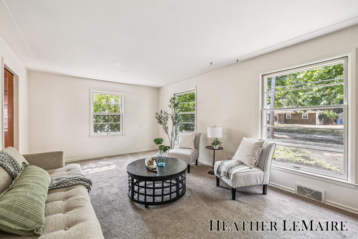 Property Photo: 315 Spruce Street SE MI 49507