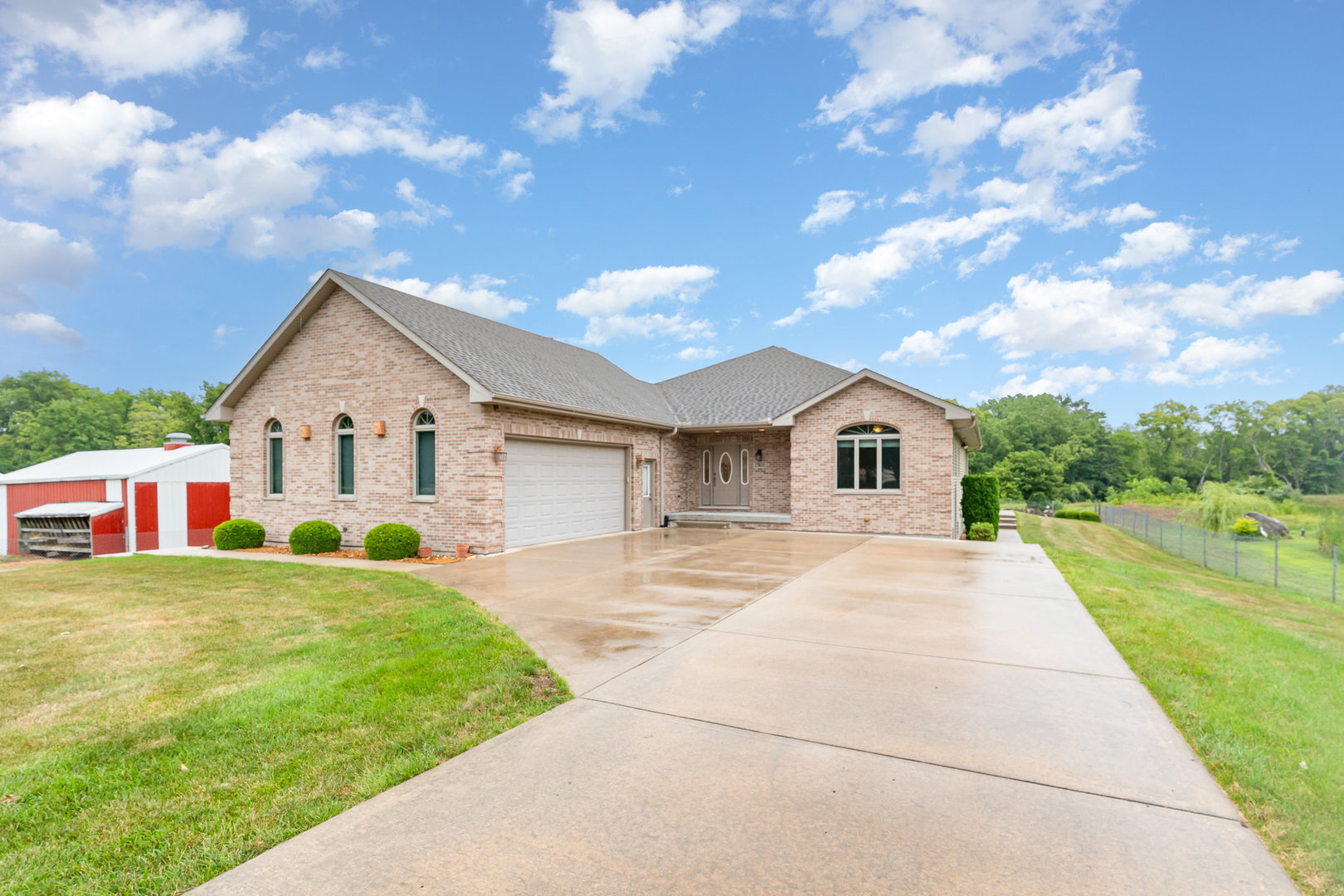 Property Photo:  25611 S Blackberry Lane  IL 60410 