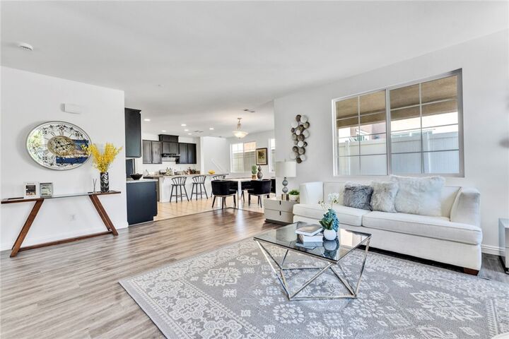 Property Photo: 209 W Via Rua Flores CA 91762