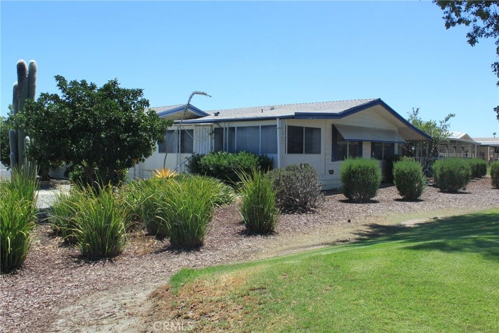 Property Photo:  5001 W Florida Avenue 521  CA 92545 