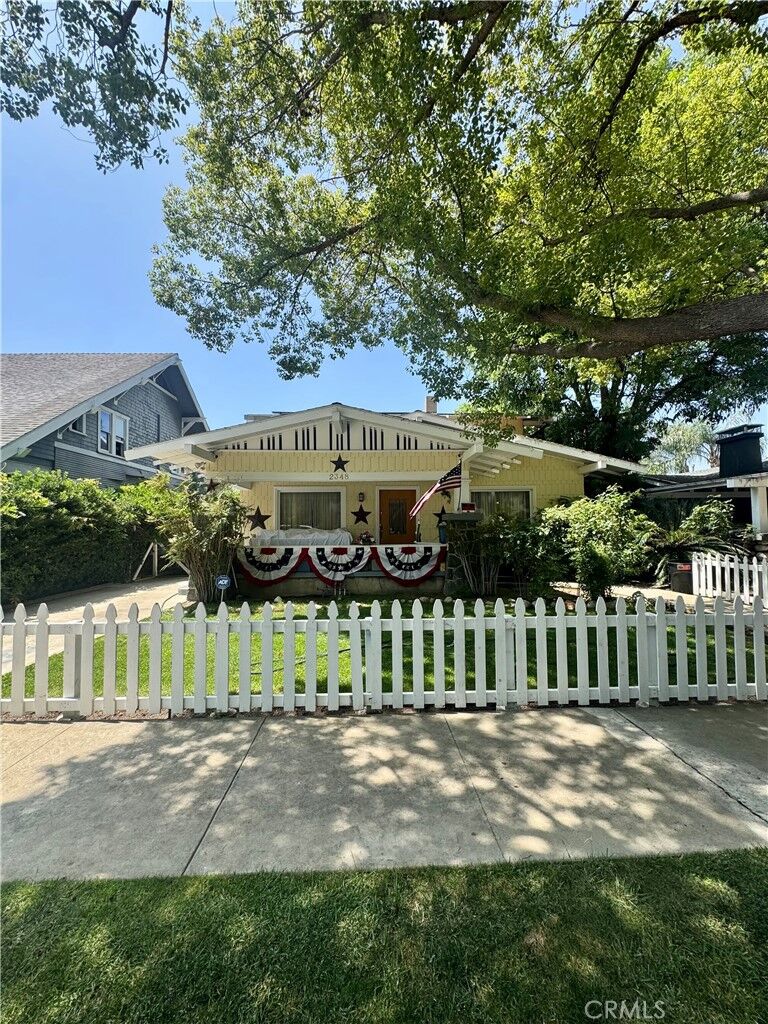 Property Photo: 2348 Bonita Avenue CA 91750