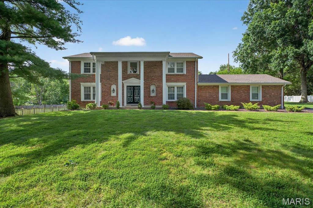 Property Photo:  12511 Royal Manor Drive  MO 63141 