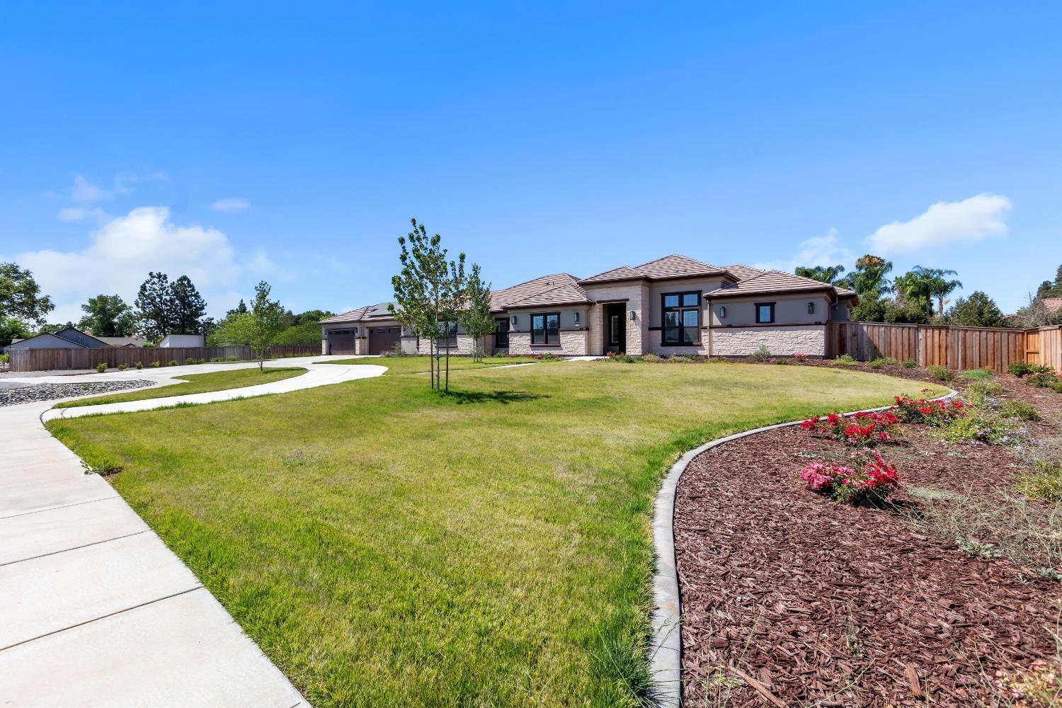 Property Photo: 3180 Saffron Lane CA 95747
