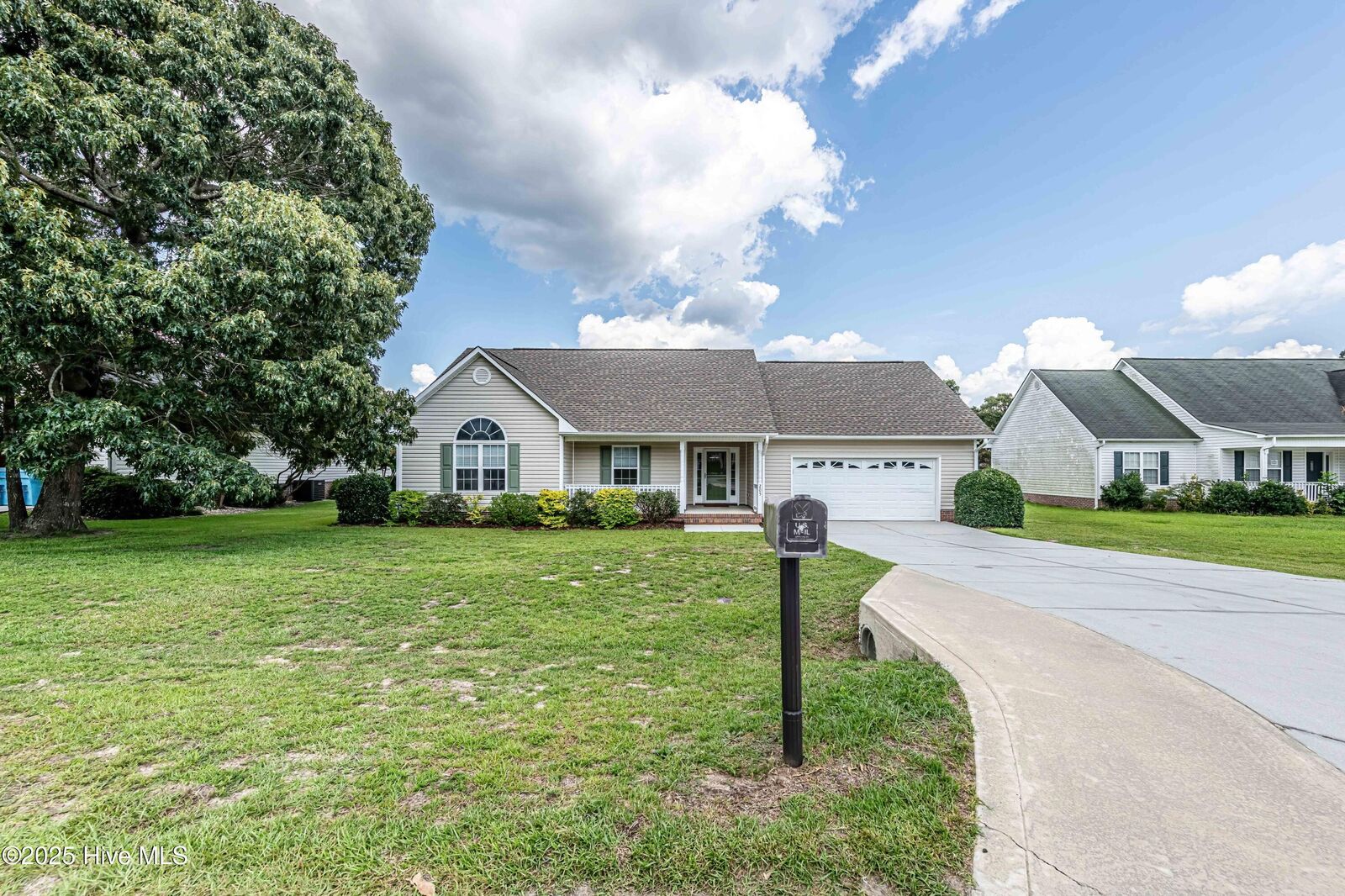 Property Photo:  205 Star Gazer Court  NC 28574 