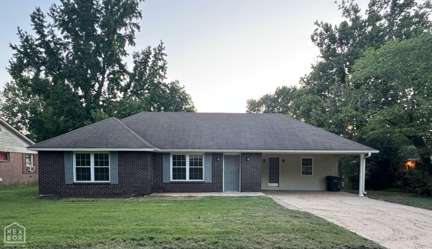 Property Photo: 1809 Crestview Street AR 72401