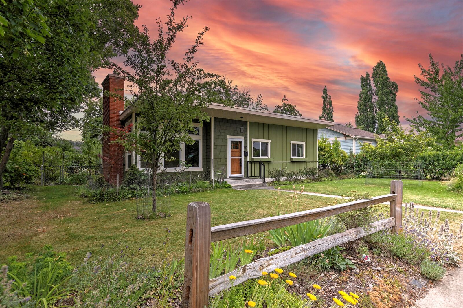Property Photo:  629 North Avenue W  MT 59801 