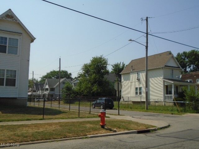 Property Photo:  942 Lakeview Road  OH 44108 