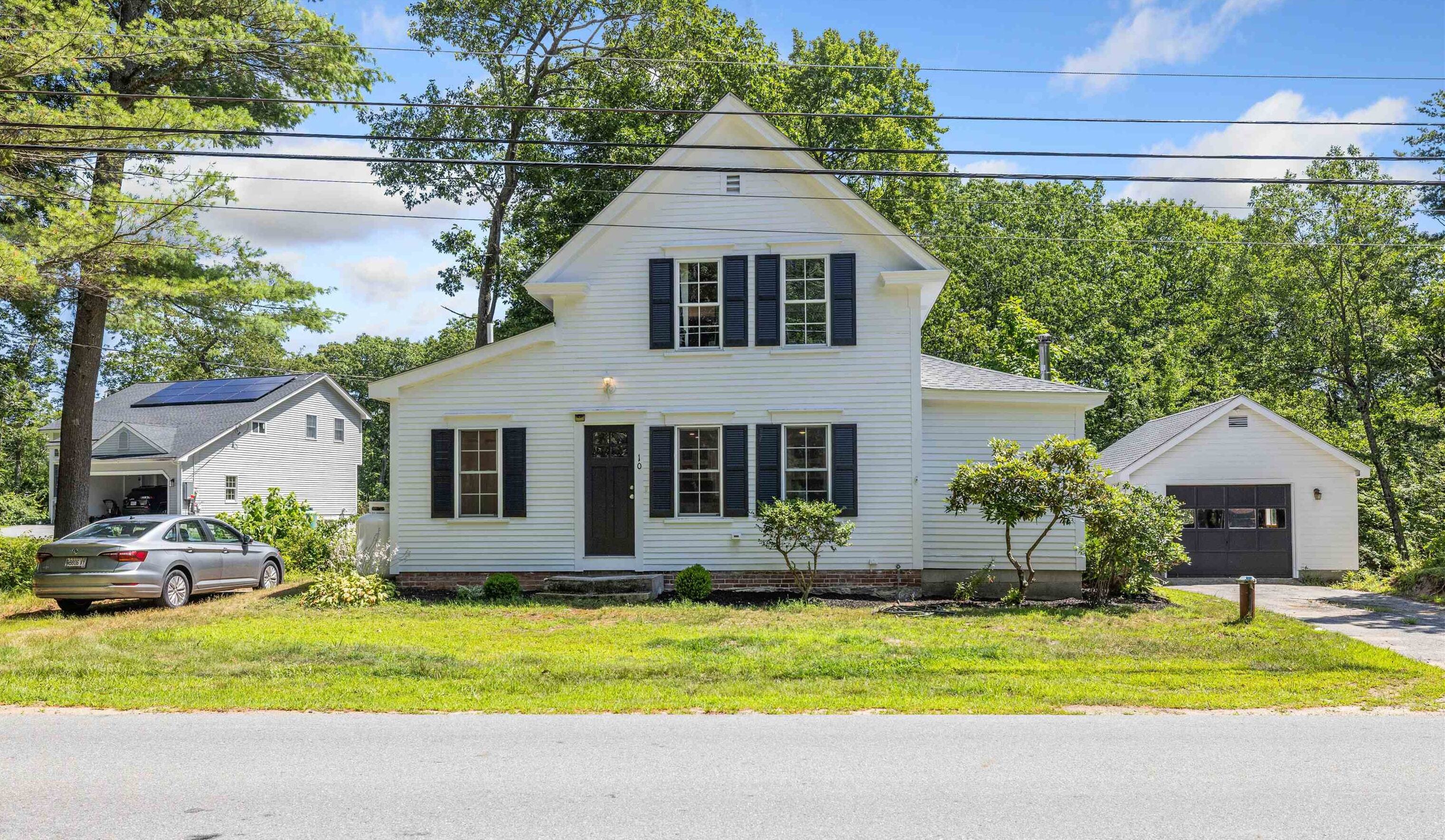 Property Photo: 10 Depot Road NH 03087