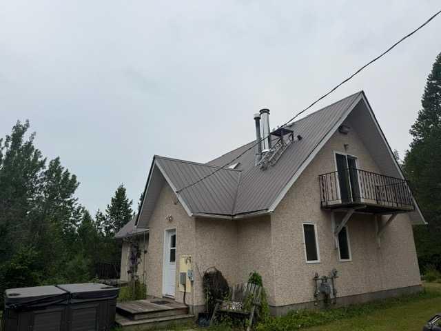 Property Photo: 55418A Highway 751 AB T0E 1S0